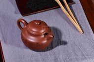 《古韻蓮子》宜興工藝美術(shù)師工紫砂壺底槽青掇球茶壺茶具