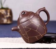 《金絲秦權(quán)》宜興紫砂壺工藝美術(shù)師手工紫泥泡茶壺秦權(quán)茶具